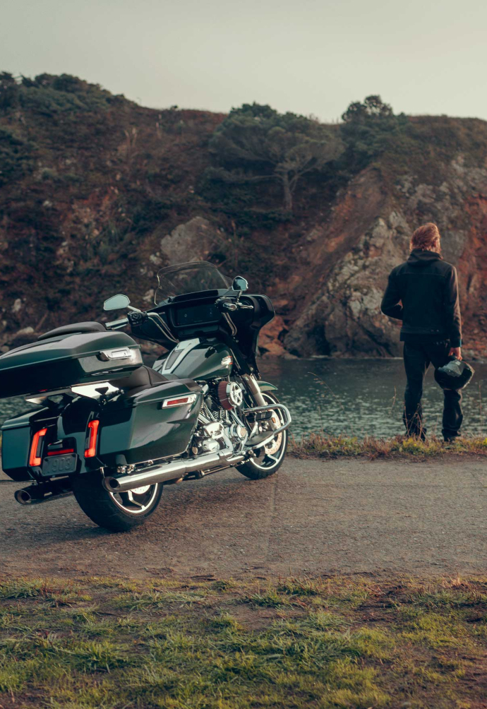 Street Glide Beauty shot